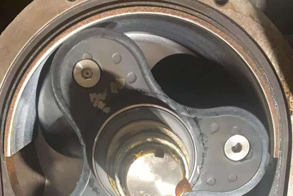 gap in rotary lobe pump